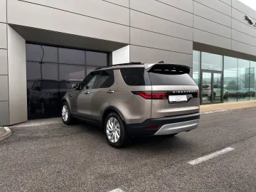 LAND ROVER Discovery 5 S D250 AWD