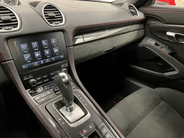 PORSCHE 718 Boxster GTS 4.0