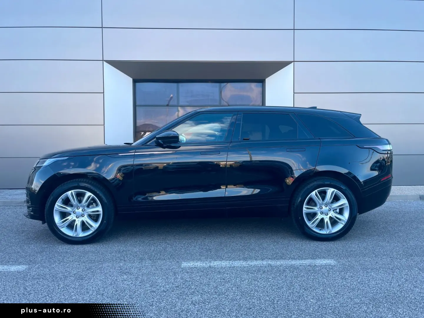 LAND ROVER Range Rover Velar 2.0 D200 DYNAMIC SE AWD