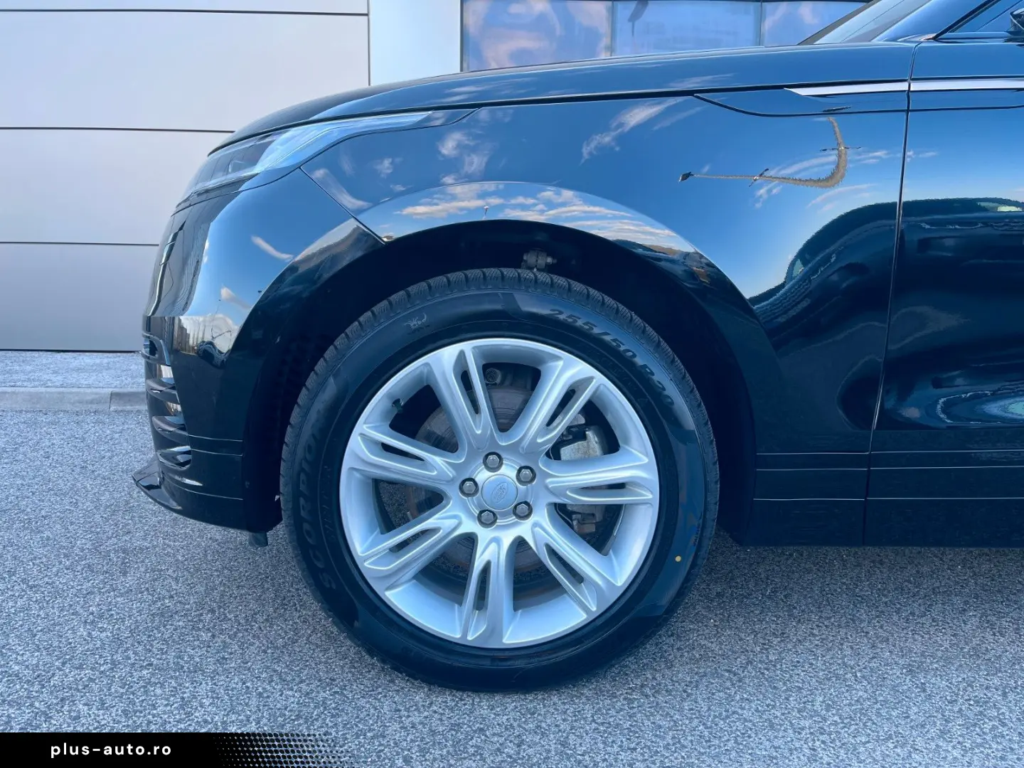 LAND ROVER Range Rover Velar 2.0 D200 DYNAMIC SE AWD