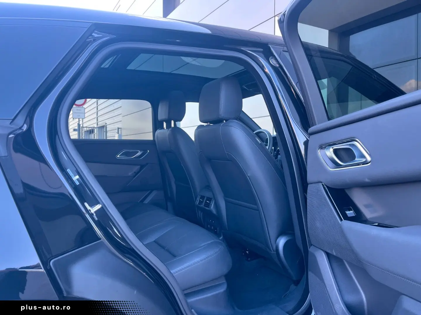 LAND ROVER Range Rover Velar 2.0 D200 DYNAMIC SE AWD
