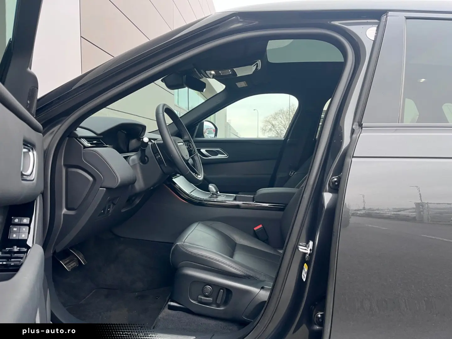 LAND ROVER Range Rover Velar 2.0 D200 DYNAMIC SE AWD