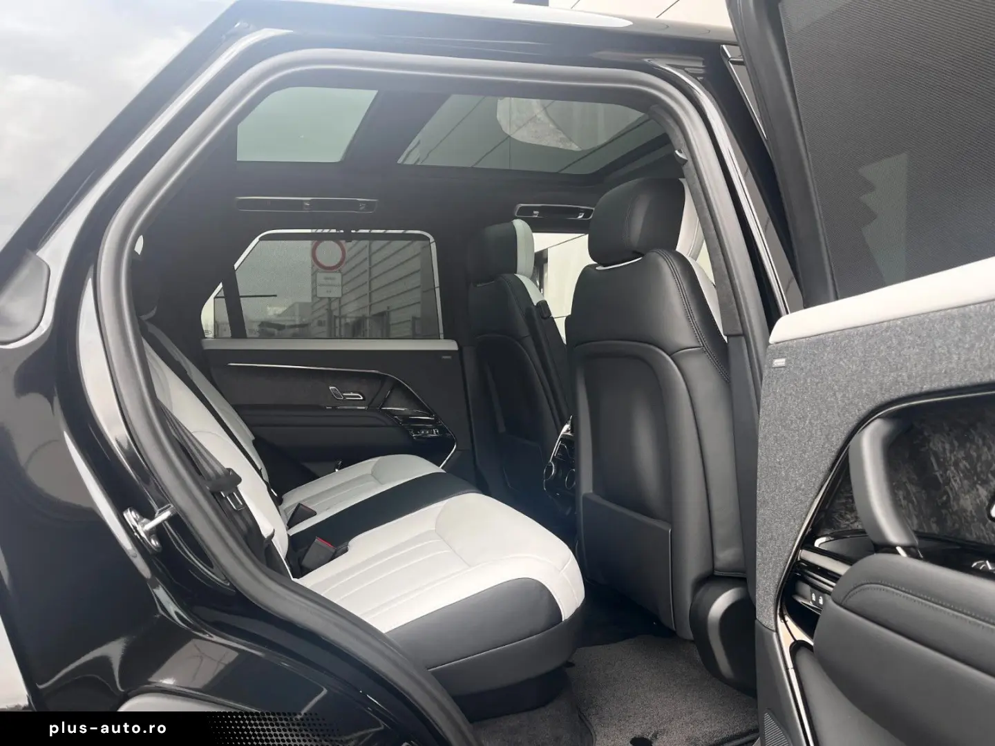 LAND ROVER Range Rover Sport Autobiography