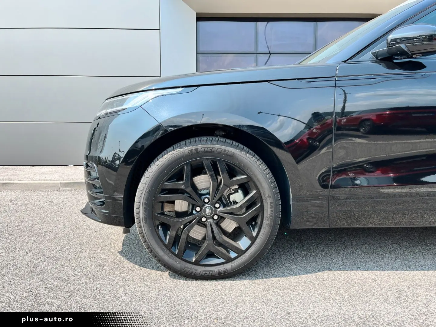 LAND ROVER Range Rover Velar 3.0 D300 DYNAMIC SE AWD