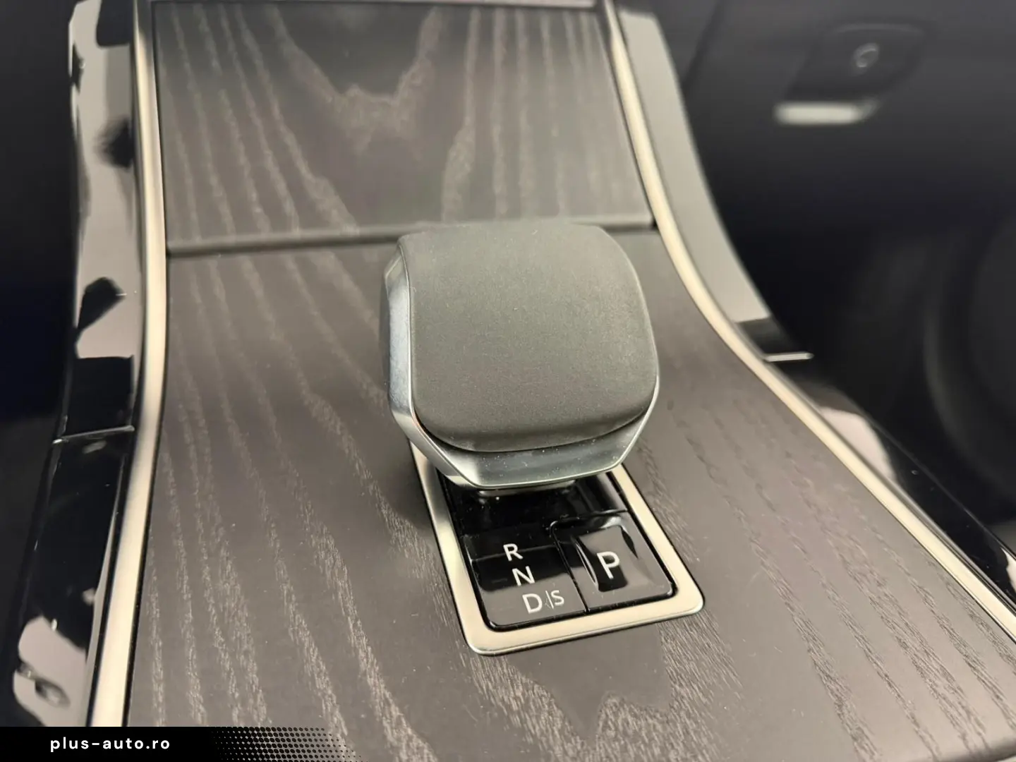 LAND ROVER Range Rover Velar Hybrid Autobiography