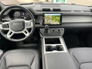 LAND ROVER Defender 110 X-Dynamic SE HeadUp eAHK 20