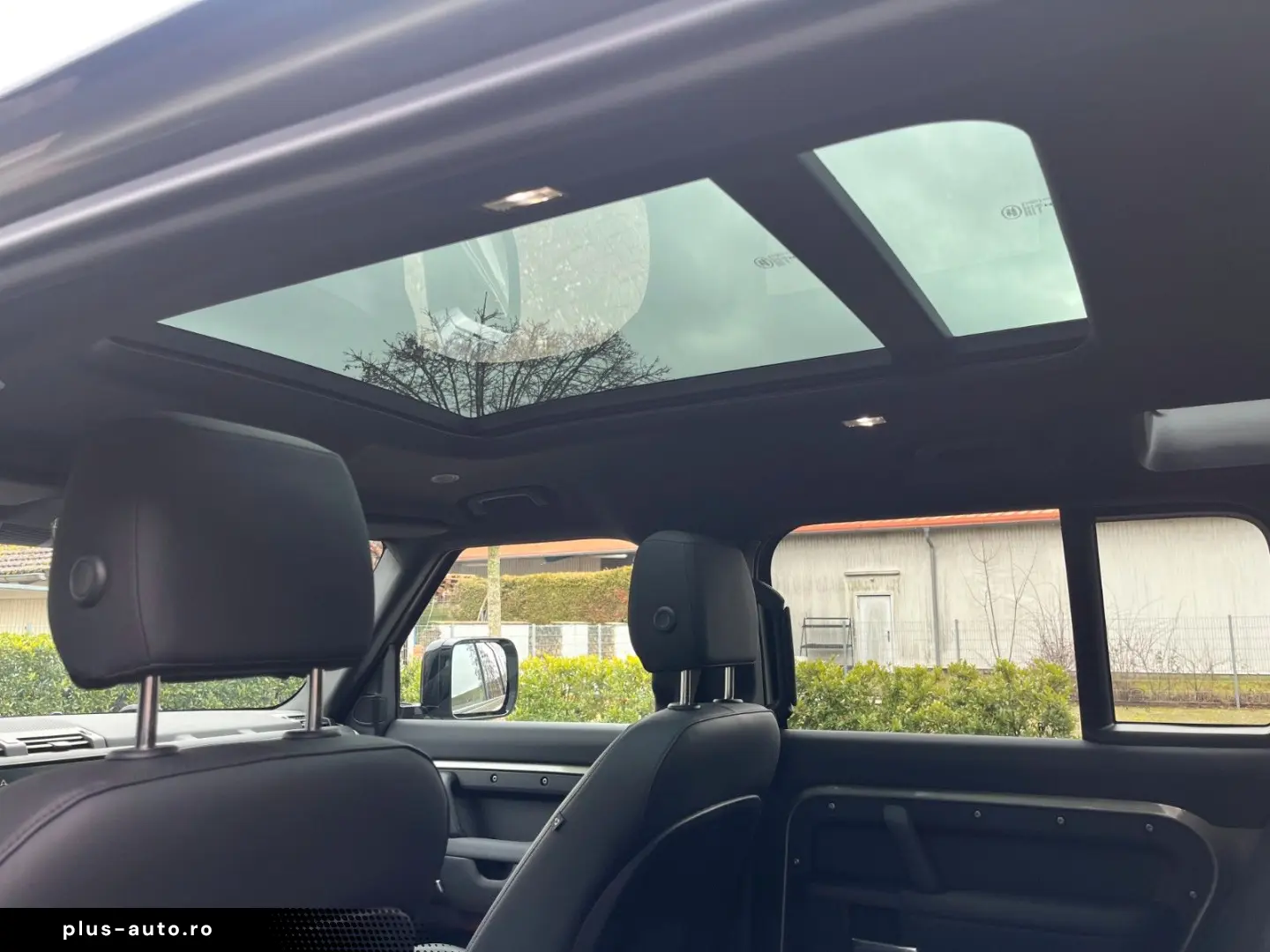 LAND ROVER Defender 110 X-Dynamic SE HeadUp eAHK 20