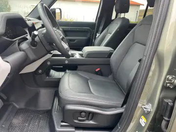LAND ROVER Defender 110 X-Dynamic SE HeadUp eAHK 20