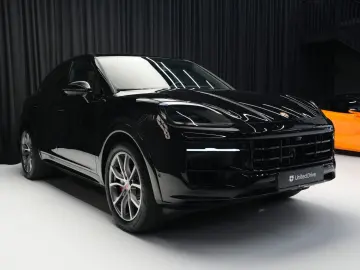 PORSCHE Cayenne Coupe S