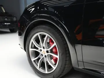 PORSCHE Cayenne Coupe S