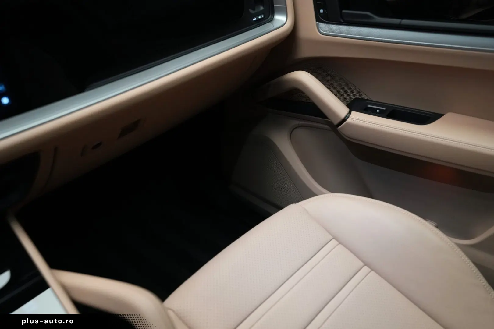PORSCHE Cayenne Coupe S