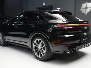 PORSCHE Cayenne Coupe S