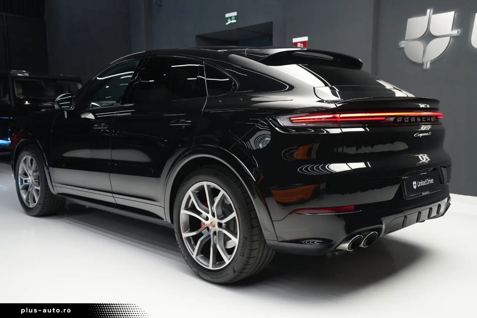 PORSCHE Cayenne Coupe S