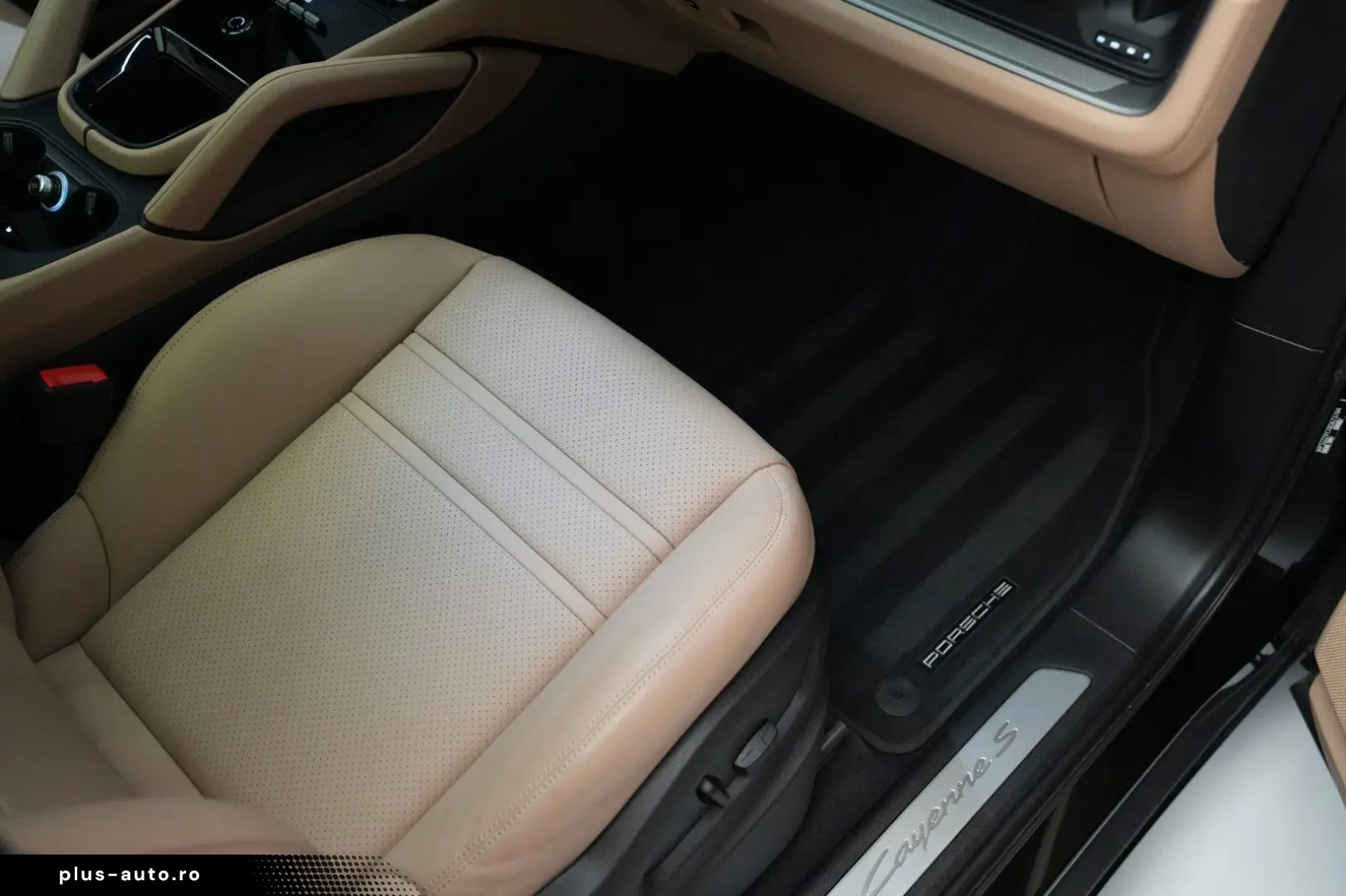 PORSCHE Cayenne Coupe S