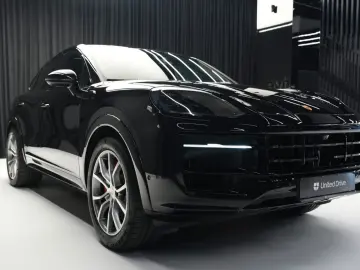 PORSCHE Cayenne Coupe S