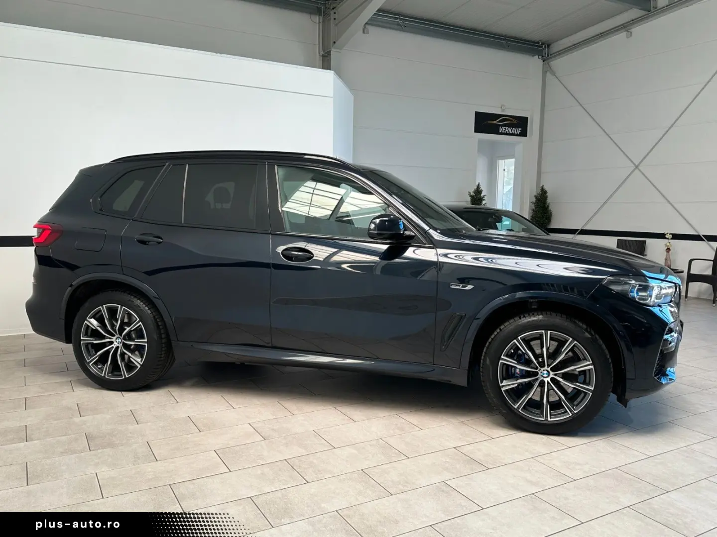 BMW X5 xDrive45e M-SPORT Navi Leder LASER AHK 1.Hand