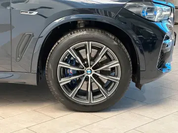 BMW X5 xDrive45e M-SPORT Navi Leder LASER AHK 1.Hand
