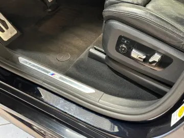 BMW X5 xDrive45e M-SPORT Navi Leder LASER AHK 1.Hand