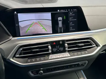 BMW X5 xDrive45e M-SPORT Navi Leder LASER AHK 1.Hand