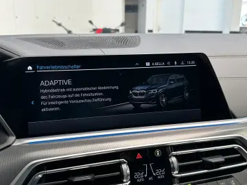 BMW X5 xDrive45e M-SPORT Navi Leder LASER AHK 1.Hand