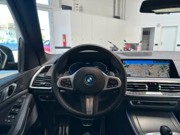 BMW X5 xDrive45e M-SPORT Navi Leder LASER AHK 1.Hand