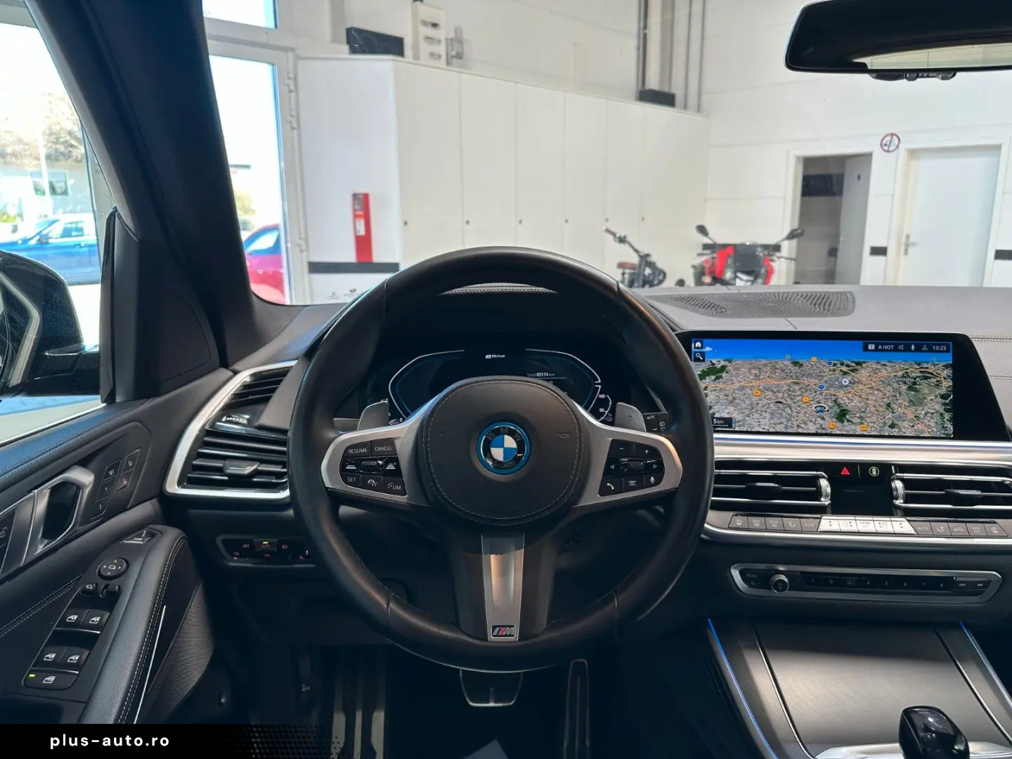 BMW X5 xDrive45e M-SPORT Navi Leder LASER AHK 1.Hand
