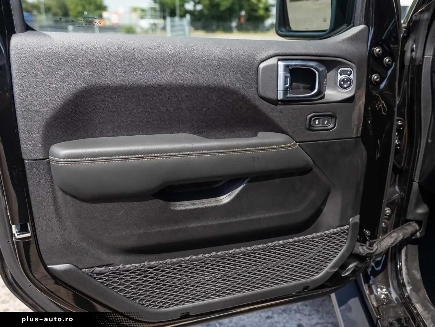 JEEP Wrangler Sahara 2.0l T-GDI Ultd. Sky-One