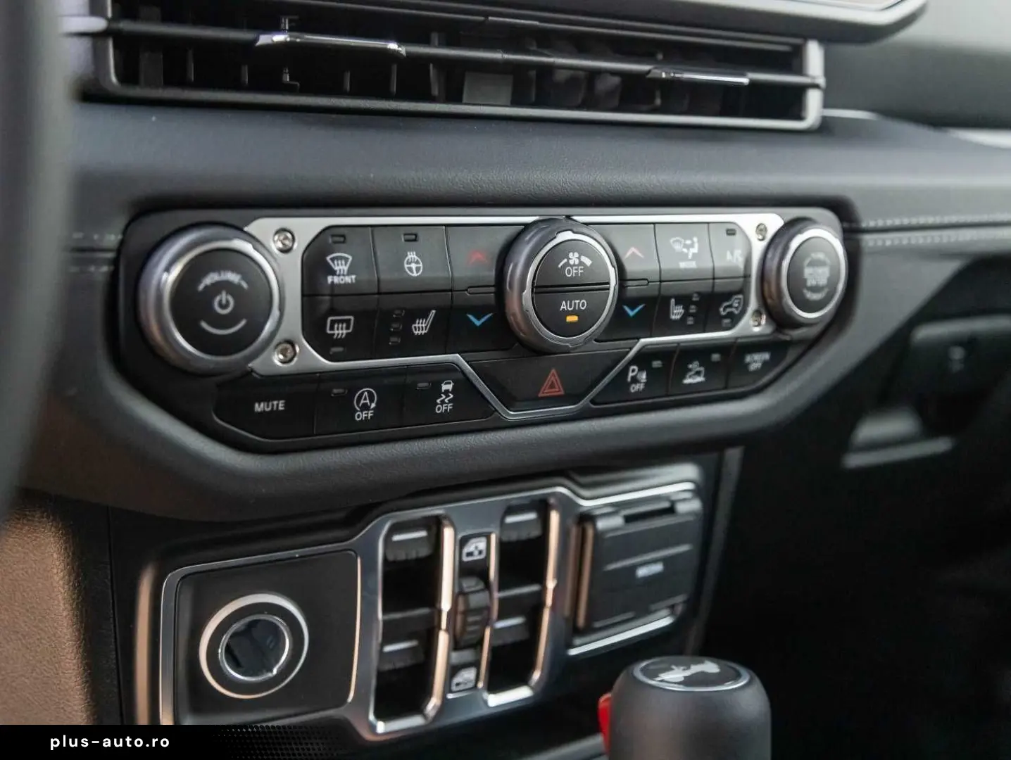 JEEP Wrangler Sahara 2.0l T-GDI Ultd. Sky-One