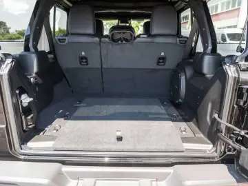 JEEP Wrangler Sahara 2.0l T-GDI Ultd. Sky-One