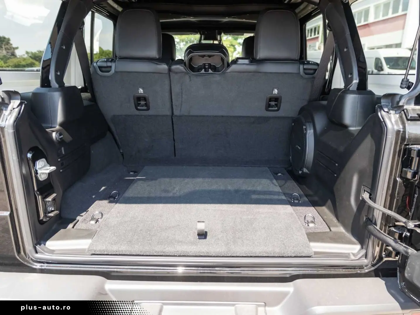 JEEP Wrangler Sahara 2.0l T-GDI Ultd. Sky-One