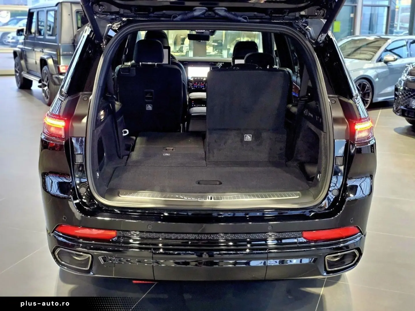 JEEP Grand Cherokee 5.7 V8 L Summit Reserve TV 6Sitze