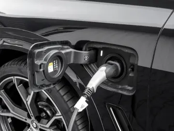 BMW X5 xDr45e MSpo DAProf HUD 360  Massage Ventilation