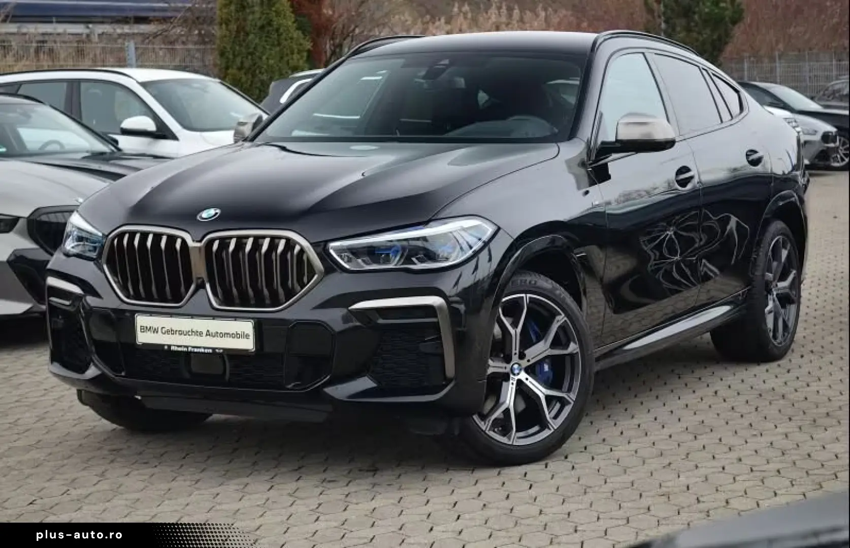 BMW X6 M50i