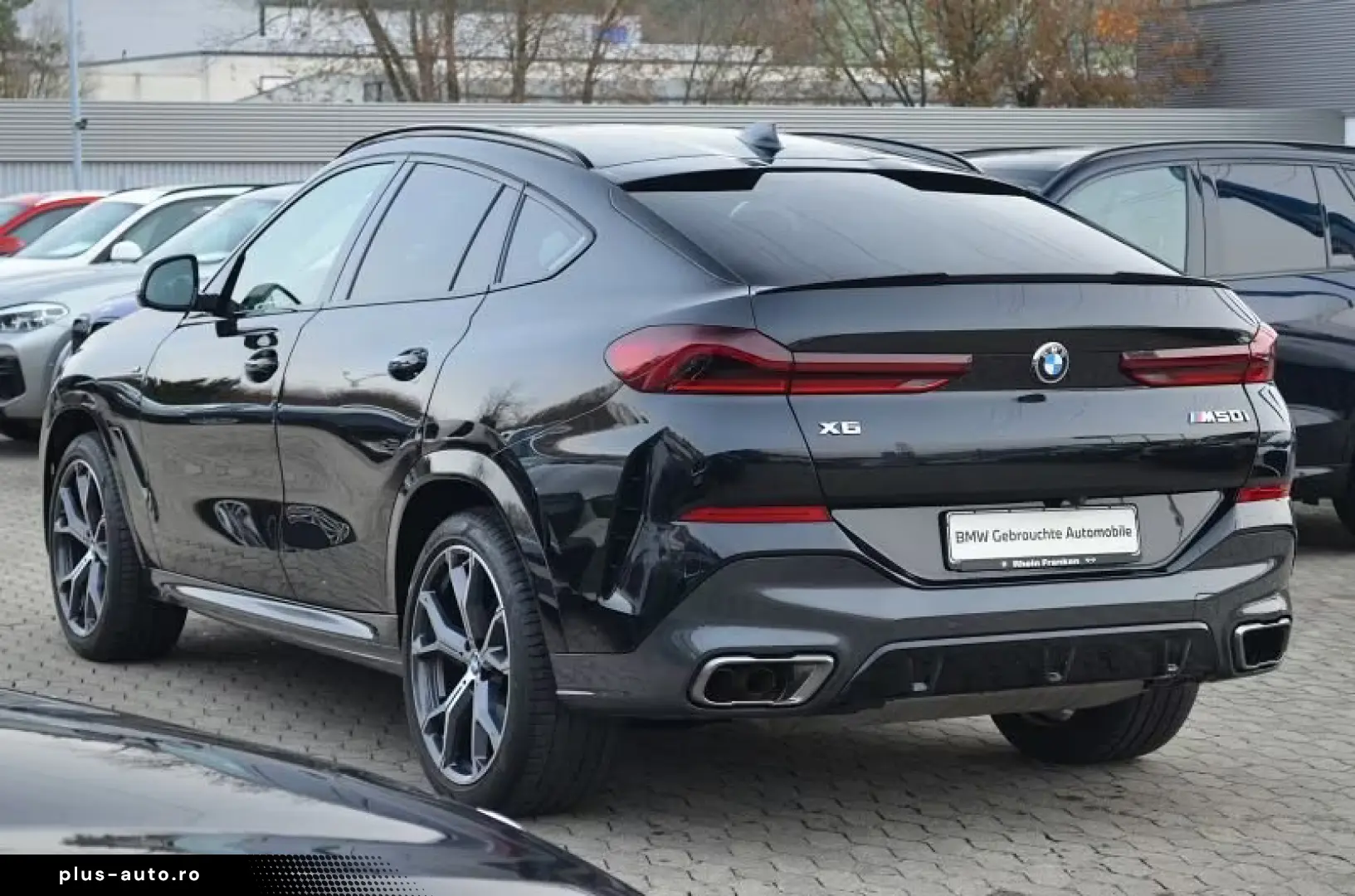 BMW X6 M50i