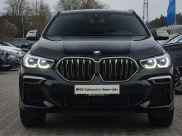 BMW X6 M50i