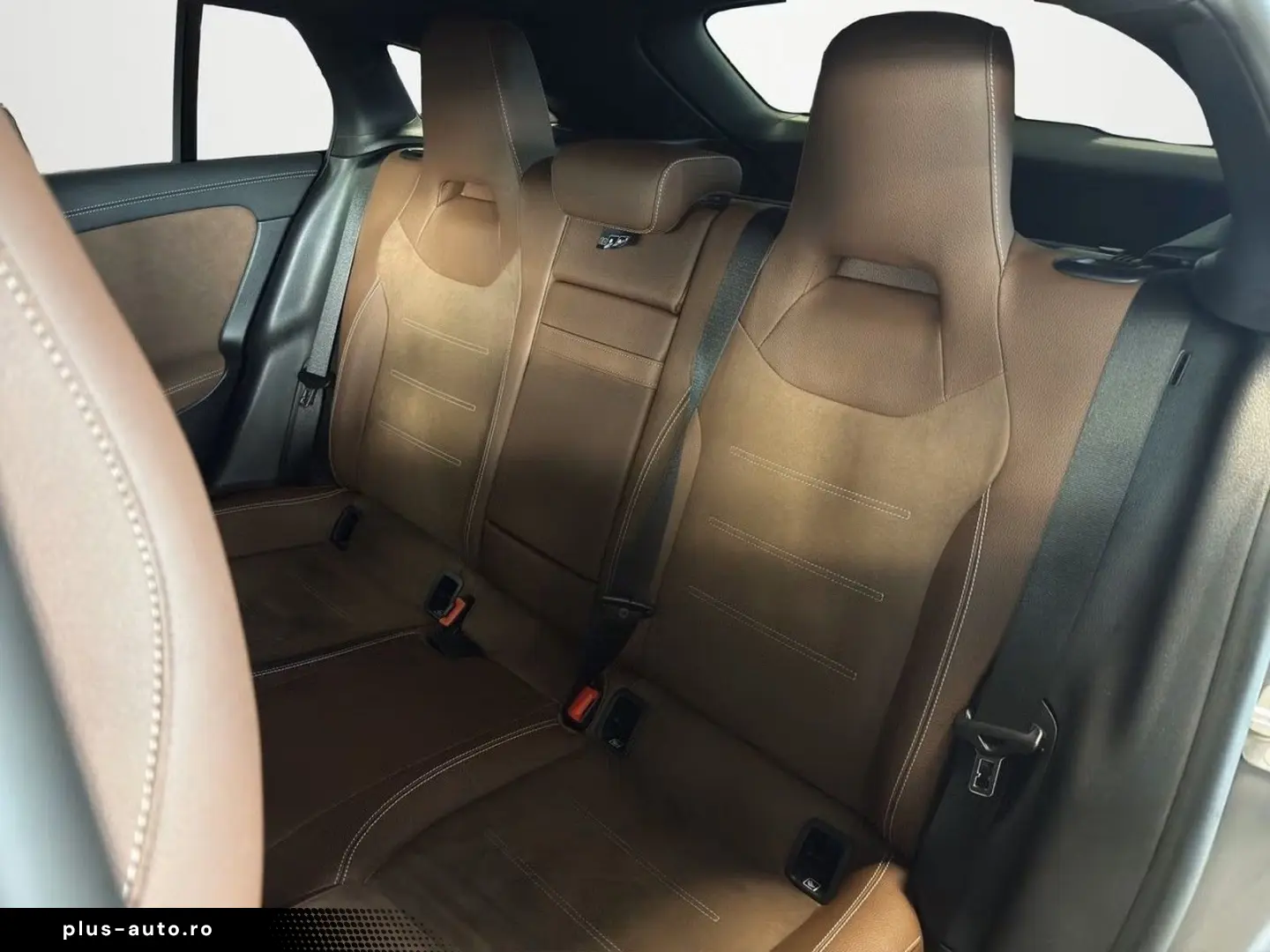 MERCEDES-BENZ CLA 200 9G AMG-LINE