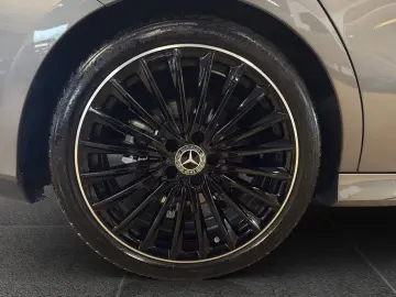 MERCEDES-BENZ CLA 200 9G AMG-LINE