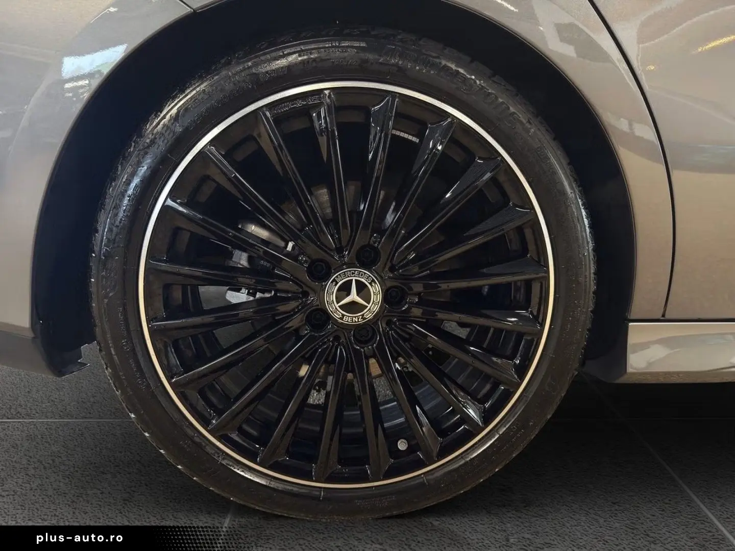 MERCEDES-BENZ CLA 200 9G AMG-LINE