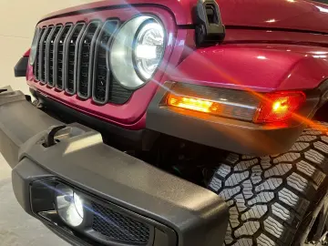 JEEP Gladiator Sport 3 6 4x4 Leder LED AHK Navi Pink