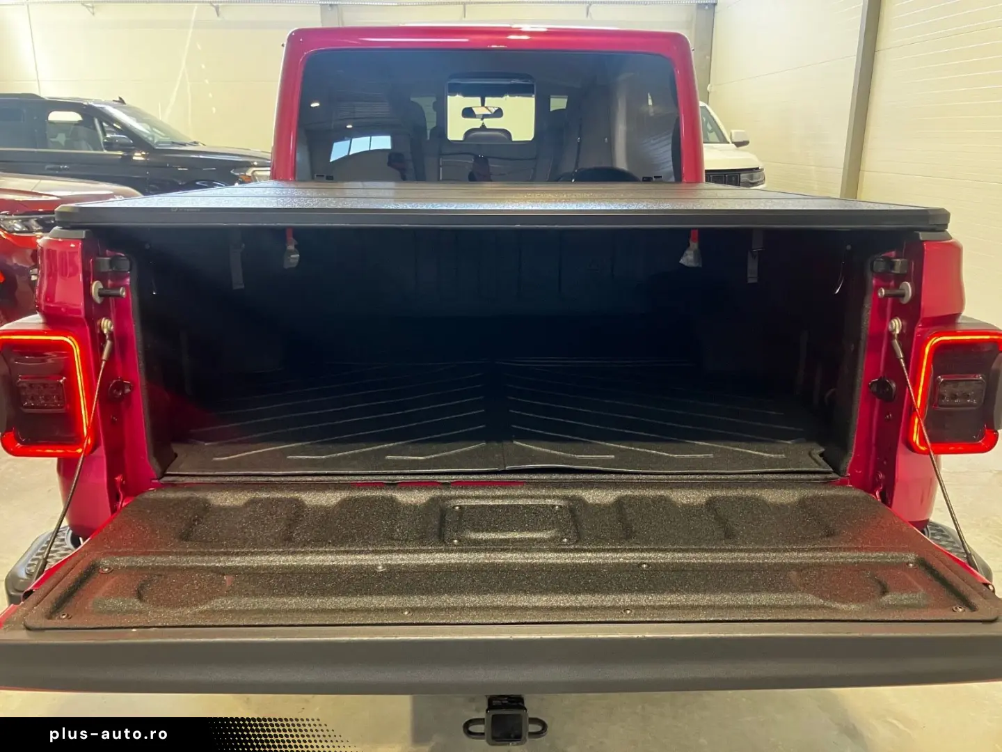 JEEP Gladiator Sport 3 6 4x4 Leder LED AHK Navi Pink