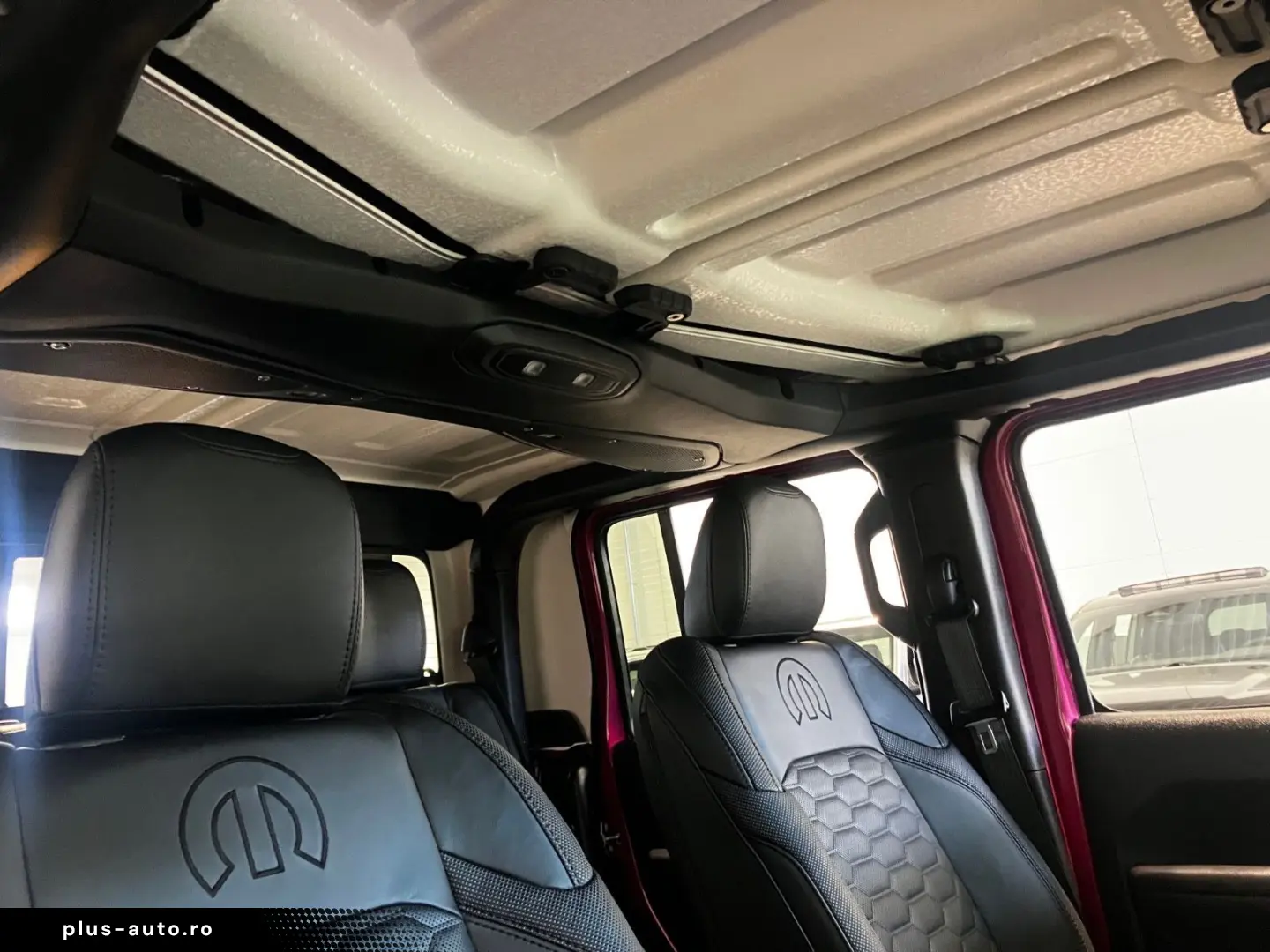 JEEP Gladiator Sport 3 6 4x4 Leder LED AHK Navi Pink