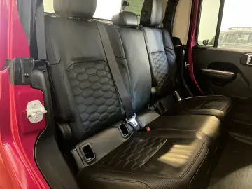JEEP Gladiator Sport 3 6 4x4 Leder LED AHK Navi Pink