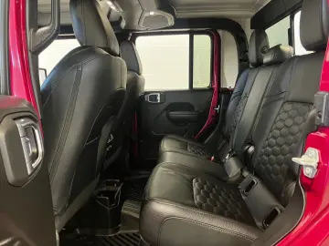 JEEP Gladiator Sport 3 6 4x4 Leder LED AHK Navi Pink