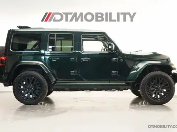 JEEP Wrangler Unlimited 4xe 380 Rubicon   Ferrari Lea
