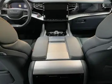 JEEP GRAND WAGONEER 6.4L V-8 LPG  NIGHT VIEW 1. HAND