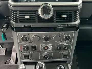 INEOS Grenadier Quartermaster Autom. Park-Assist.