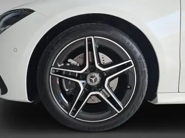 MERCEDES-BENZ CLA 200 - AMG