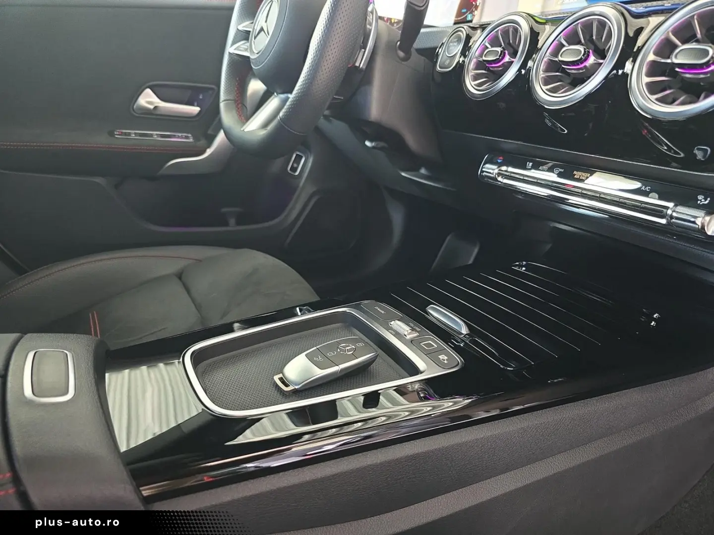 MERCEDES-BENZ CLA 200 - AMG