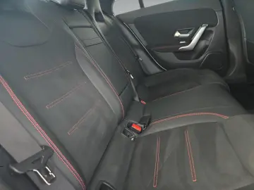 MERCEDES-BENZ CLA 200 - AMG