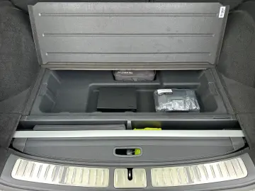 GENESIS GV70 Luxury 4WD
